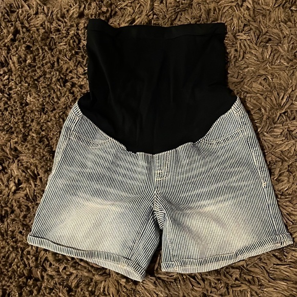 1822 Denim Pants - 1822 Denim Striped Maternity Shorts